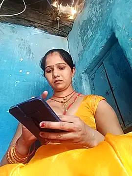 Jooli xx online show from 04/23/26, 04:14