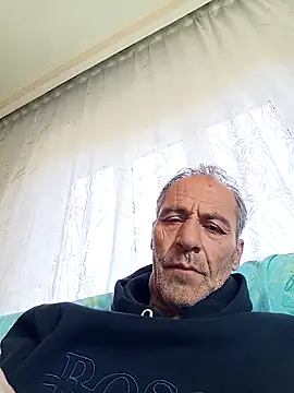 Meliwem12 online show from 04/21/26, 06:41