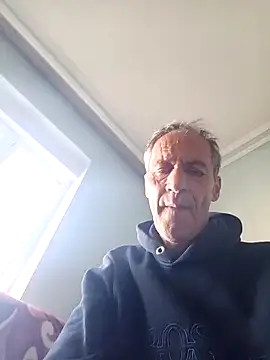 Meliwem12 online show from 04/23/26, 06:03