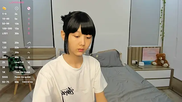 gabby little online show from 04/23/26, 07:16