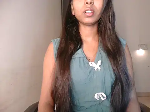 GlamGirl002 online show from 01/07/26, 12:57