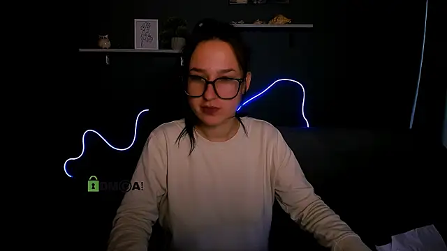 alma black online show from 10/08/25, 05:27