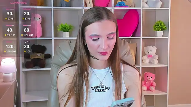 Alisha Green online show from 10/21/25, 09:43