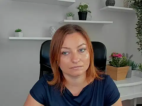 angelaSamt online show from 09/11/25, 12:27