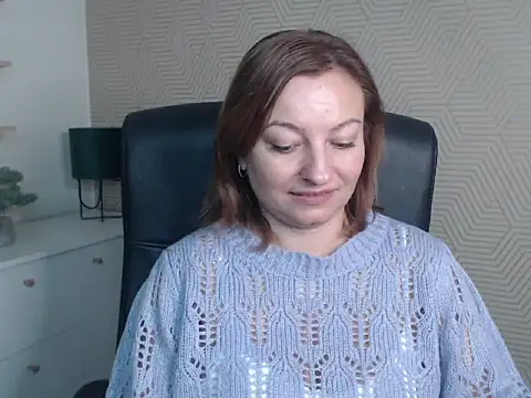 angelaSamt online show from 10/22/25, 05:30