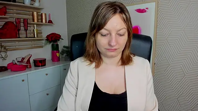 angelaSamt online show from 04/15/26, 05:25