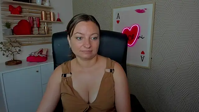 angelaSamt online show from 06/25/26, 05:34
