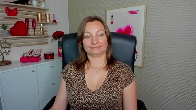 angelaSamt online show from 07/14/26, 10:21