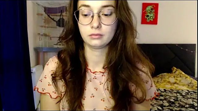 Snapshot of HotAnna2004 chatting on 10/29/25, 11:45 HotAnna2004 online show from 10/29/25, 11:45