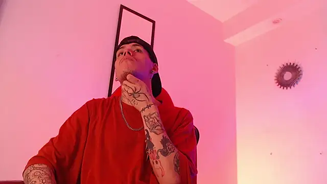 Anhonymus  online show from 10/05/25, 04:00