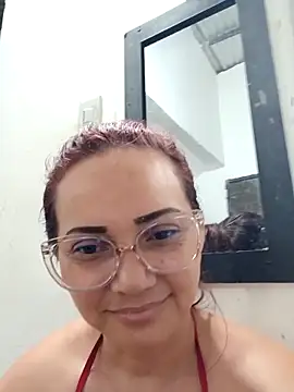 Snapshot of Amanda39 chatting on 10/06/25, 01:30 Amanda39 online show from 10/06/25, 01:30