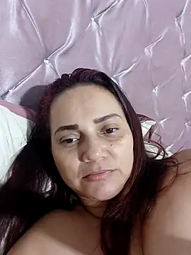 Snapshot of Amanda39 chatting on 10/12/25, 01:59 Amanda39 online show from 10/12/25, 01:59