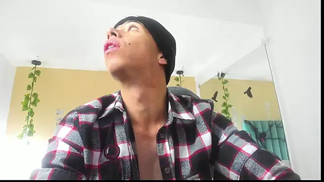 Muscle Scott online show from 10/21/25, 12:17