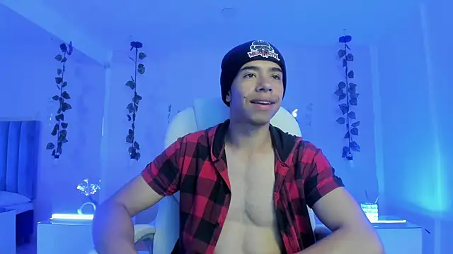 Muscle Scott online show from 11/01/25, 12:18