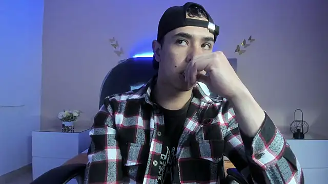 Muscle Scott online show from 02/16/26, 01:51