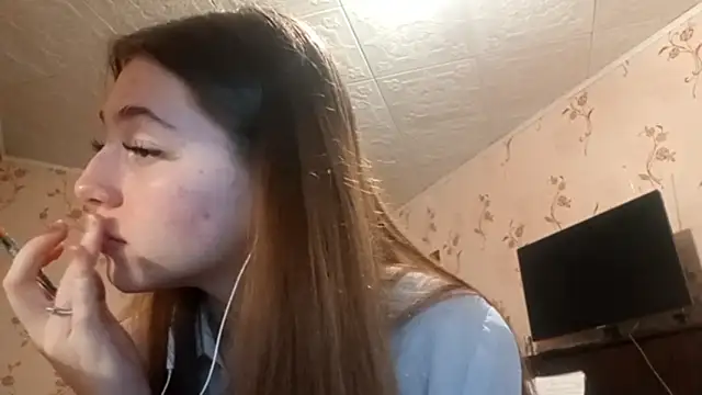 Sophiecuttie online show from 09/10/25, 04:18