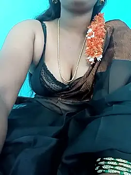 Snapshot of Bangalore-Seema chatting on 04/08/26, 04:12 Bangalore-Seema online show from 04/08/26, 04:12