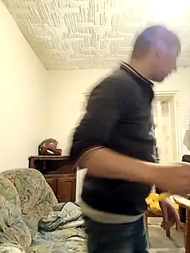 frederic198 online show from 10/04/25, 05:44