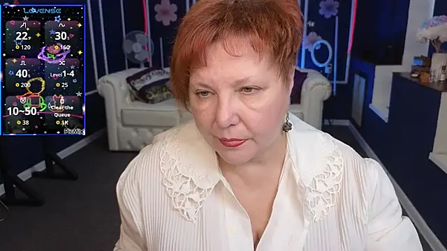 Kira Kenett online show from 10/19/25, 06:58