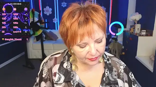 Kira Kenett online show from 10/27/25, 05:50