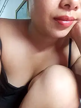 Snapshot of Lin_babyy chatting on 09/08/25, 06:18 Lin babyy online show from 09/08/25, 06:18