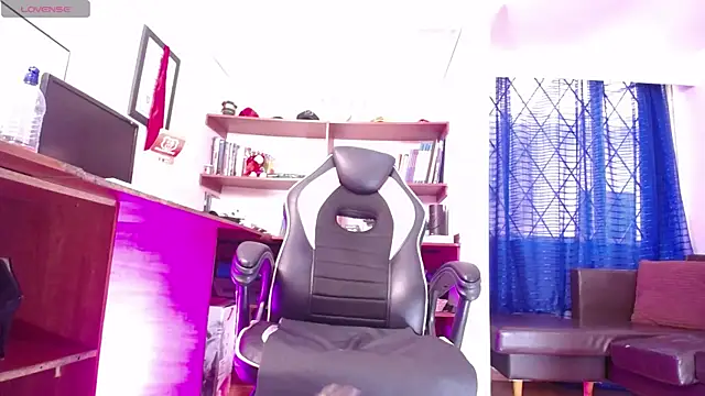 GretaVoss  online show from 11/07/25, 07:14