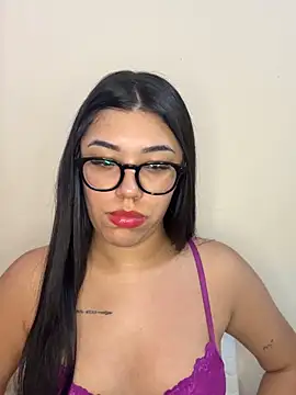 Snapshot of Alexa69xx chatting on 11/20/25, 04:40 Alexa69xx online show from 11/20/25, 04:40