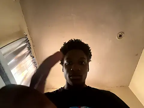 dmmeformerch online show from 05/11/26, 06:05