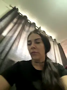 valentinalamont online show from 09/18/25, 05:15