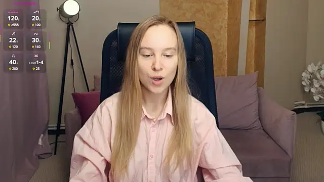 SoonMoor online show from 12/19/25, 06:59