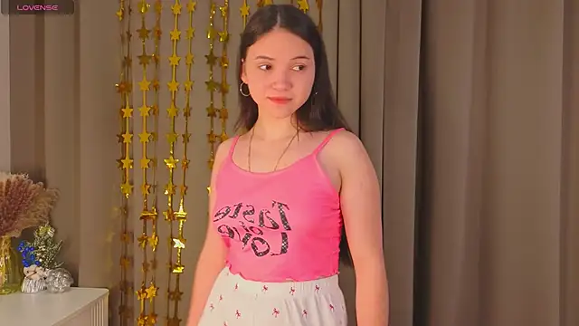 MargaretteRamp online show from 12/15/25, 11:14