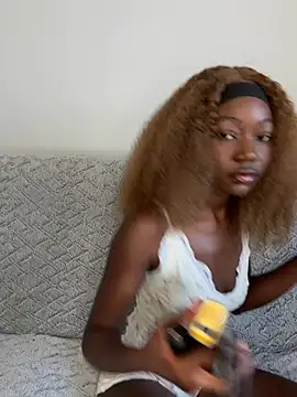 ebonysweetyy online show from 04/18/26, 01:37