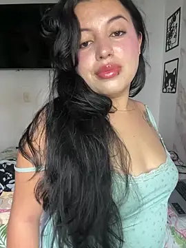 Snapshot of Emma_2903 chatting on 10/14/25, 09:26 Emma 2903 online show from 10/14/25, 09:26