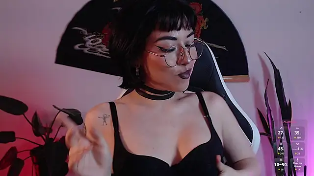 Ellyuwuw online show from 02/13/26, 12:28