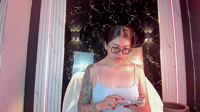 LolaXXXperience online show from 09/23/25, 11:13