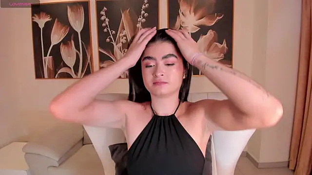 LucyWeiss  online show from 11/09/25, 06:50