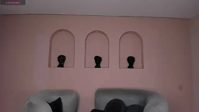 Snapshot of LaurentConnor chatting on 09/25/25, 03:32 LaurentConnor online show from 09/25/25, 03:32