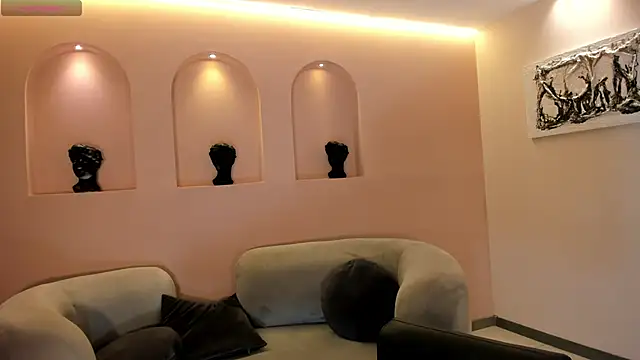 Snapshot of LaurentConnor chatting on 10/26/25, 11:20 LaurentConnor online show from 10/26/25, 11:20