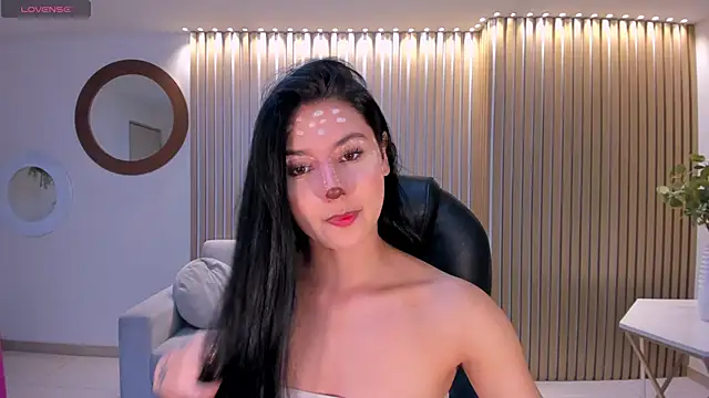 Snapshot of LaurentConnor chatting on 11/01/25, 04:58 LaurentConnor online show from 11/01/25, 04:58