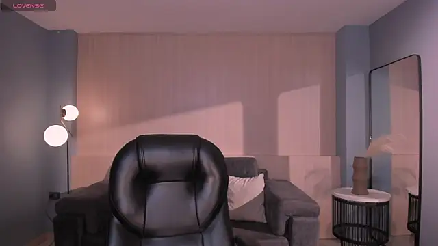 MayaMoretti  online show from 04/04/26, 04:33