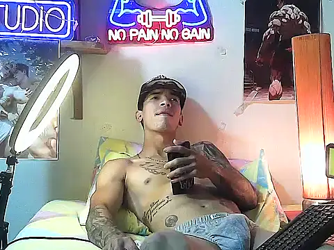 Strongcockfitness online show from 10/21/25, 02:45