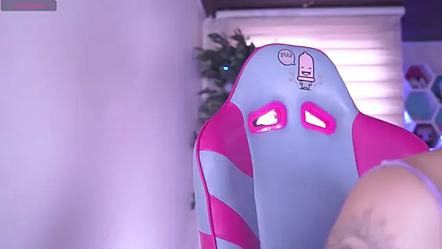 Rebecah 1 online show from 04/09/26, 02:44