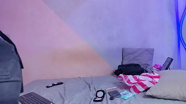 Snapshot of Danka_smith chatting on 09/12/25, 10:21 Danka smith online show from 09/12/25, 10:21