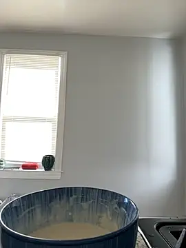 Snapshot of bunbun420247 chatting on 11/05/25, 02:39 bunbun420247 online show from 11/05/25, 02:39