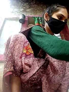 Snapshot of Nishaa_ji chatting on 09/13/25, 11:43 Nishaa ji online show from 09/13/25, 11:43