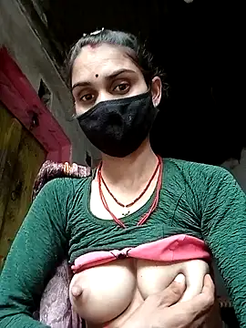 Snapshot of Nishaa_ji chatting on 10/16/25, 11:22 Nishaa ji online show from 10/16/25, 11:22