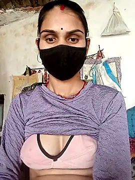 Snapshot of Nishaa_ji chatting on 12/16/25, 07:35 Nishaa ji online show from 12/16/25, 07:35