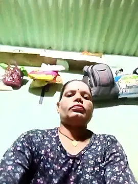 Snapshot of Sapna_ji45 chatting on 09/20/25, 02:18 Sapna ji45 online show from 09/20/25, 02:18