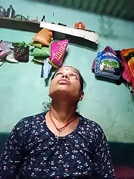 Snapshot of Sapna_ji45 chatting on 09/27/25, 01:38 Sapna ji45 online show from 09/27/25, 01:38