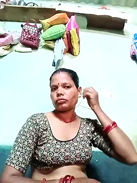 Snapshot of Sapna_ji45 chatting on 09/28/25, 07:14 Sapna ji45 online show from 09/28/25, 07:14